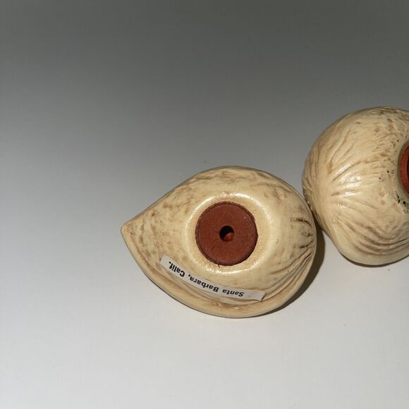 Vintage Beige Seashell Salt Pepper Shakers Ceramic Porcelain Santa Barbra Cali. - Picture 7 of 7